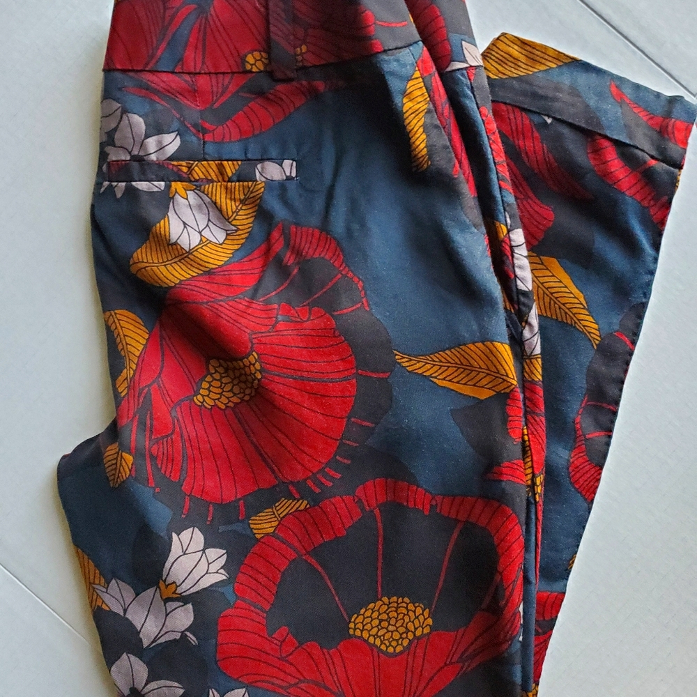 Loft Petite Size 4 Pant